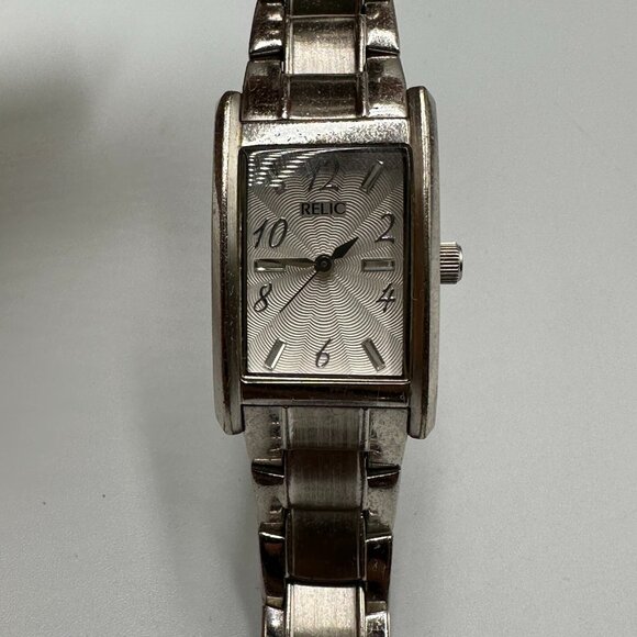 Relic Watch Women Silver Tone Rectangle Dial Water Resistant New Battery 6 Inch - Picture 2 of 12
